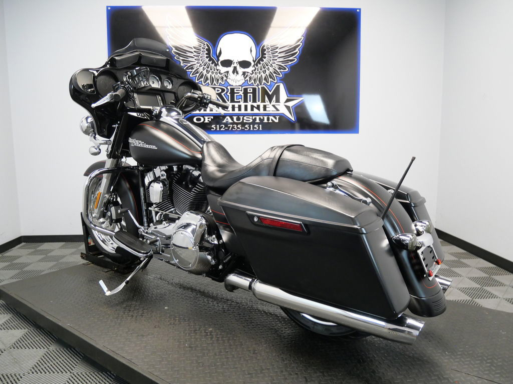 Street Glide® Special