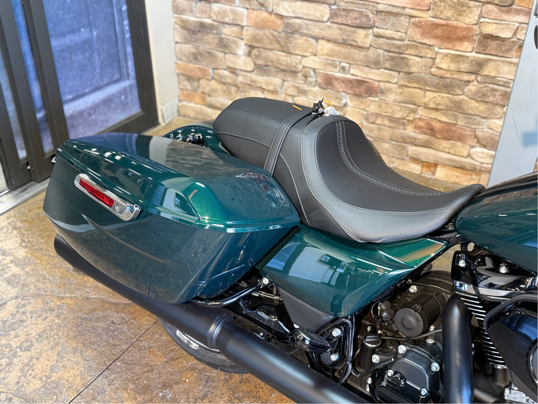 Road Glide®