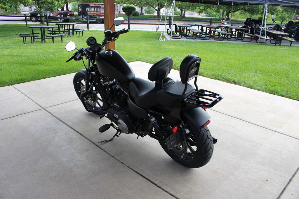 Iron 883®