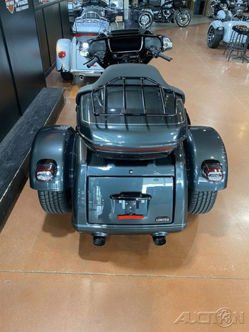 Street Glide® 3 Limited