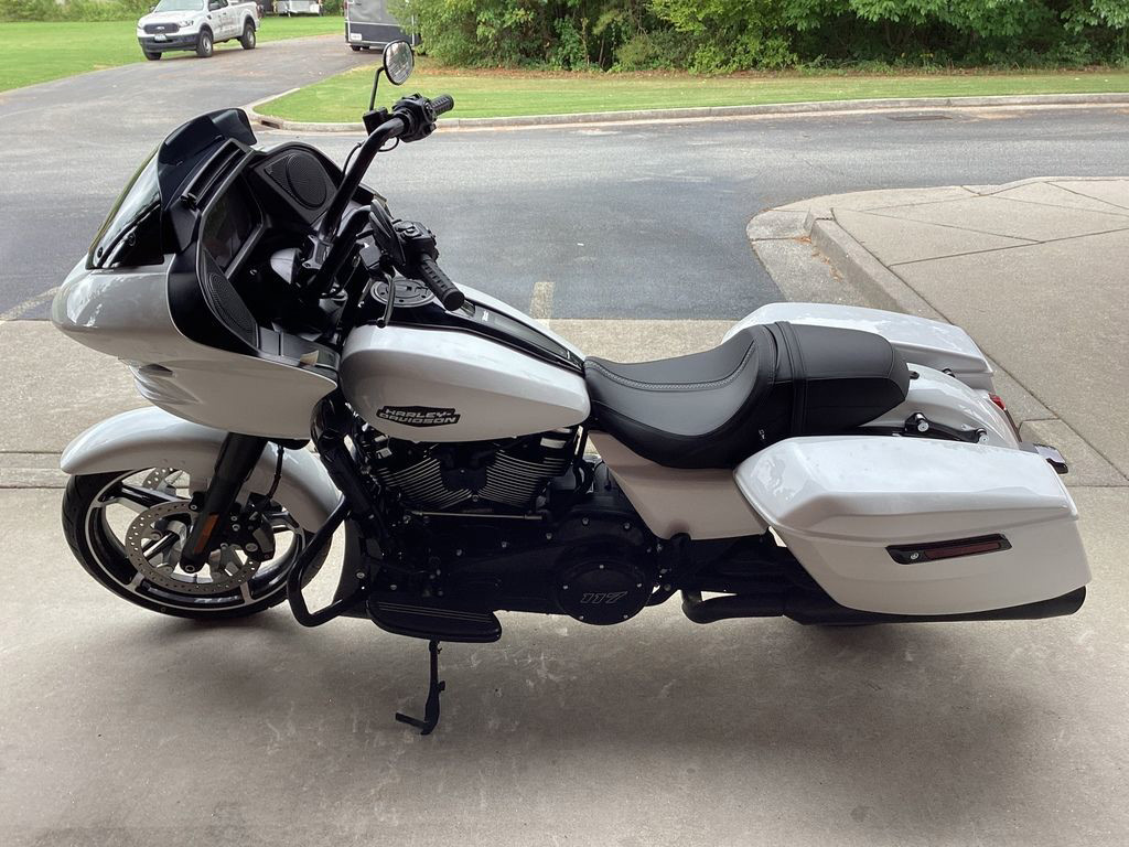 Road Glide®