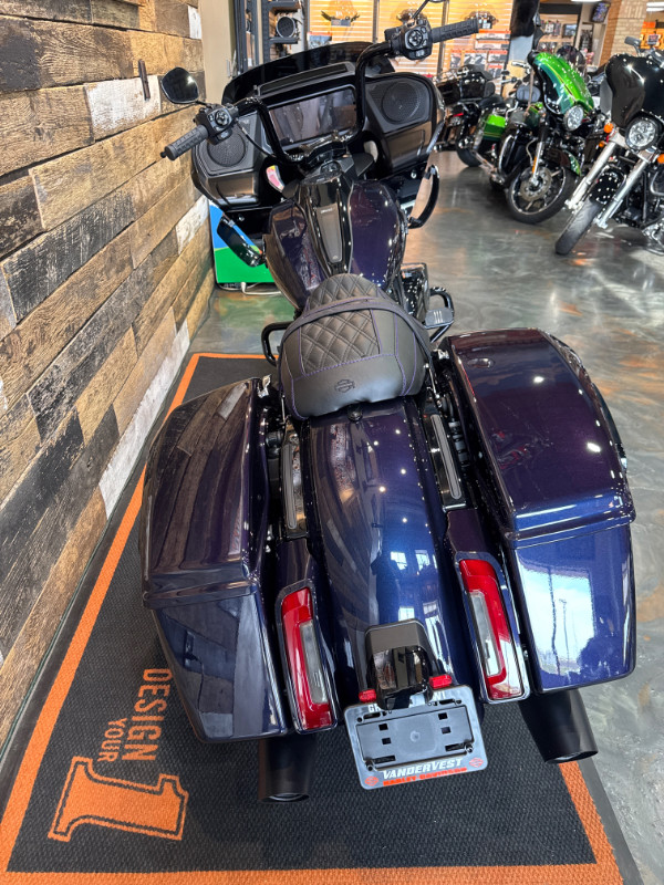 Road Glide®