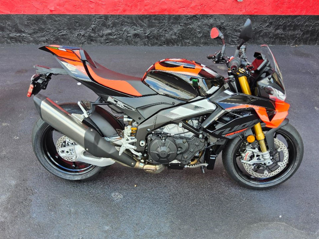 Tuono V4 1100 Factory