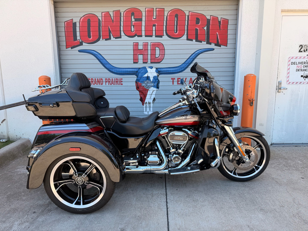 CVO Tri Glide® Ultra