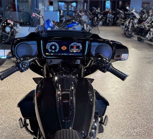 Street Glide® 3 Limited