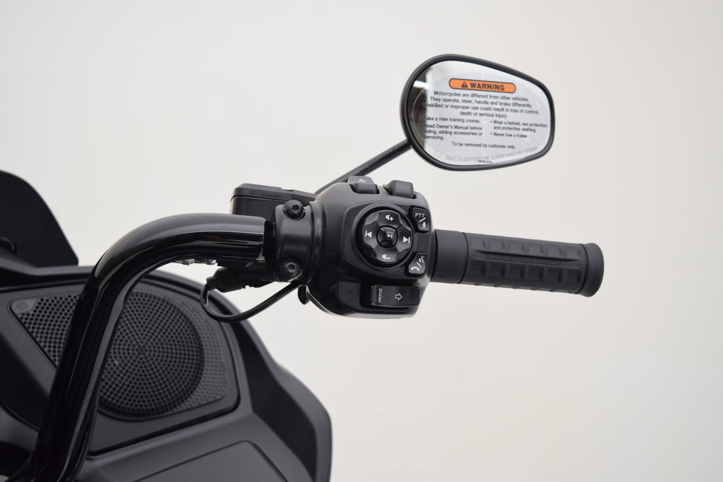 Road Glide®