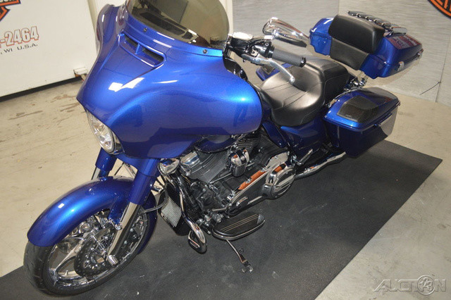 Street Glide® Special