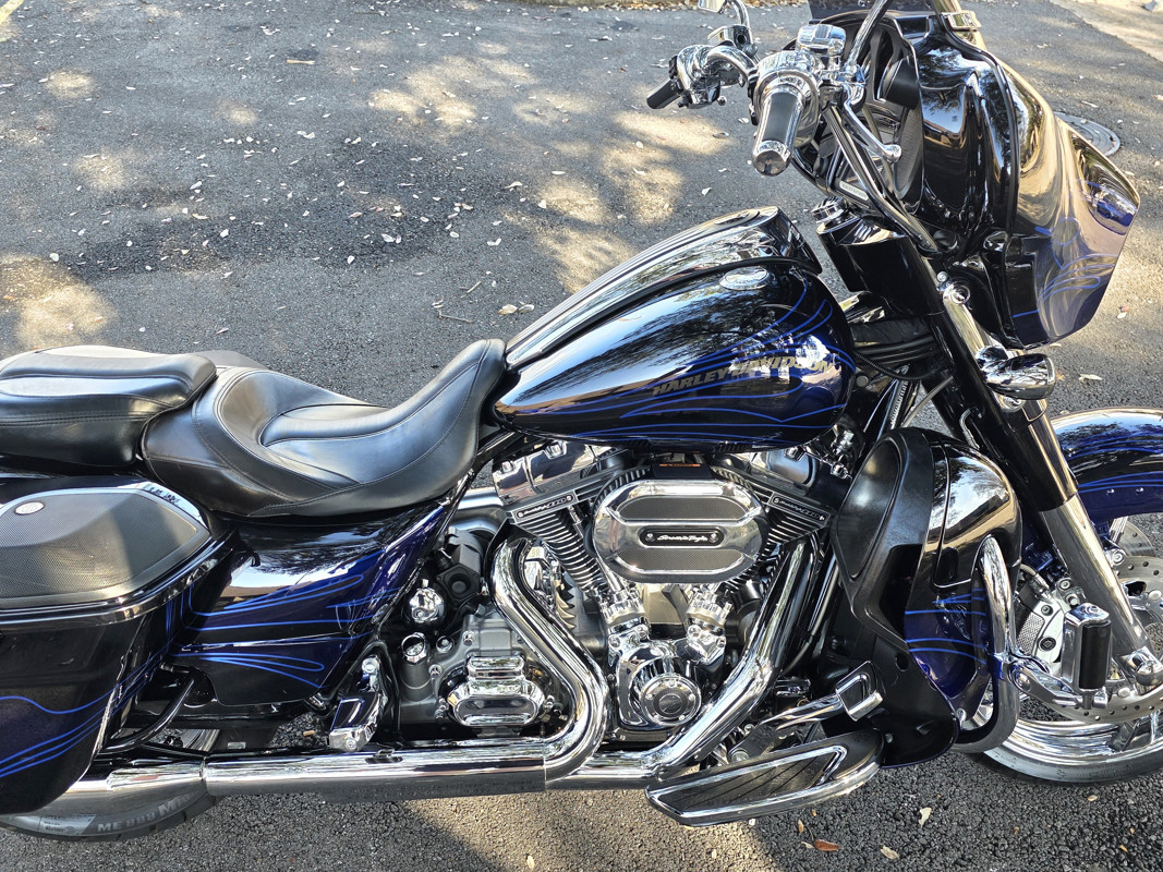 CVO® Street Glide®