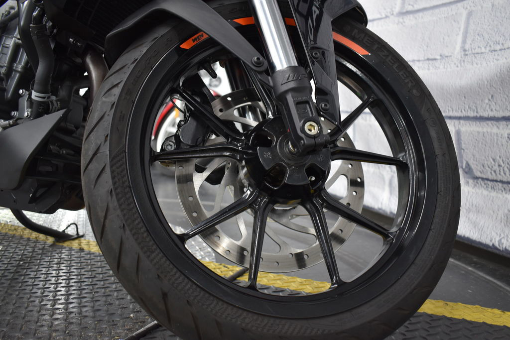 390 Duke