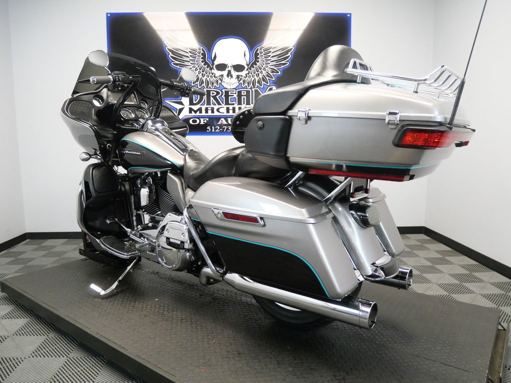 Road Glide® Ultra