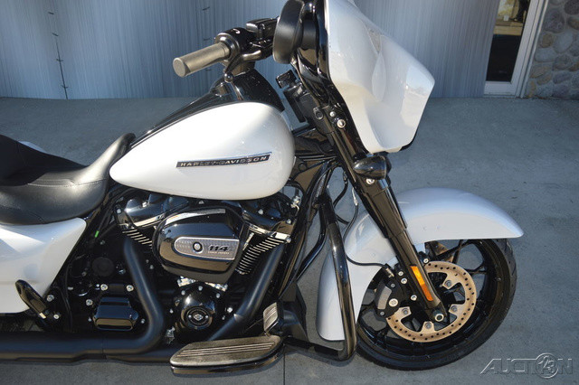 Street Glide® Special