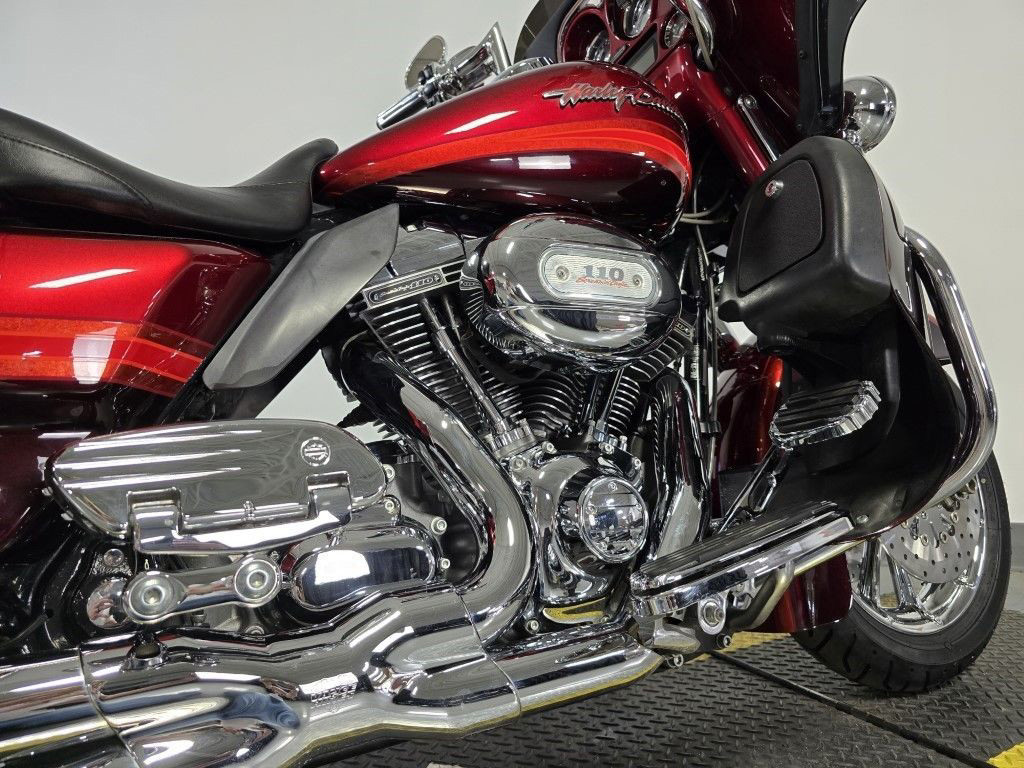 CVO® Ultra Classic® Electra Glide®