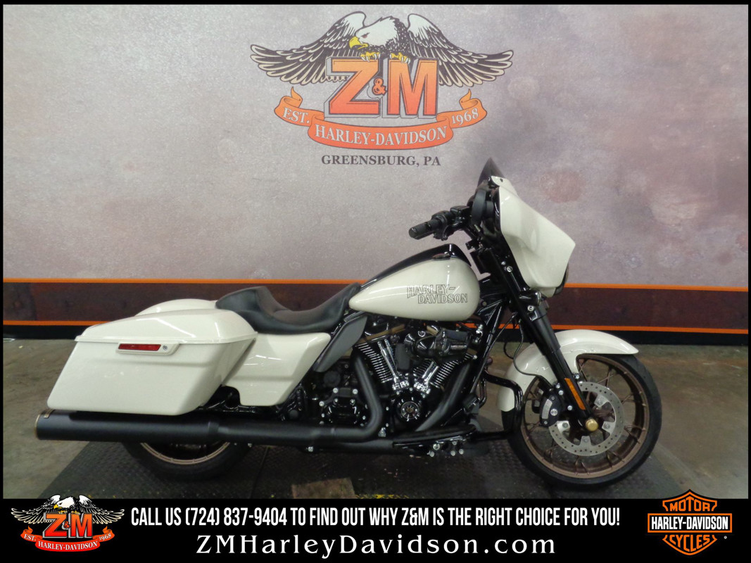Street Glide® ST