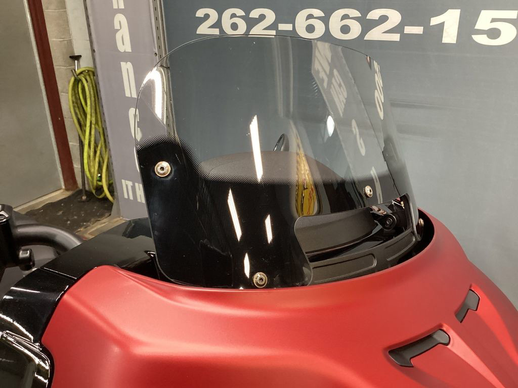 Challenger Dark Horse