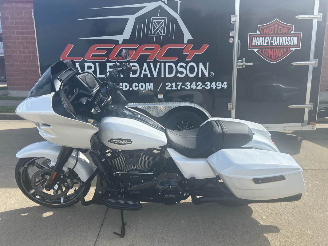 Road Glide®