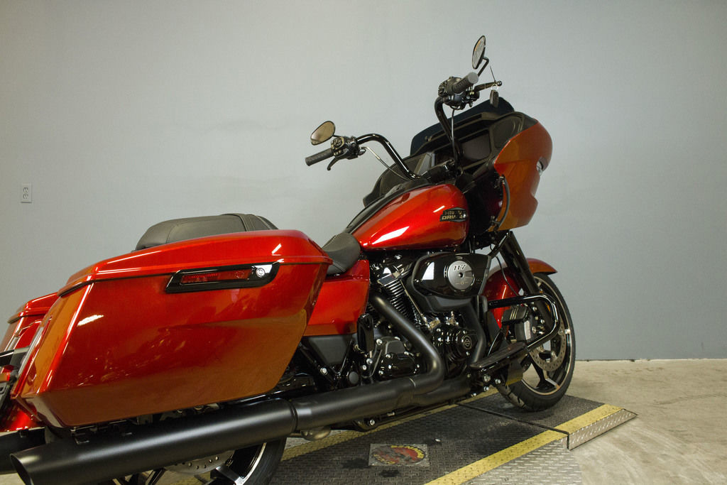 Road Glide®