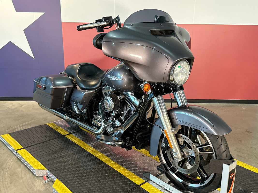 Street Glide® Special