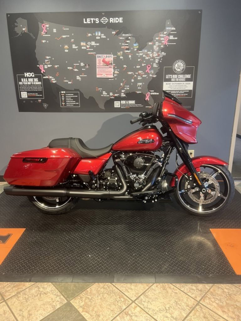 Street Glide®