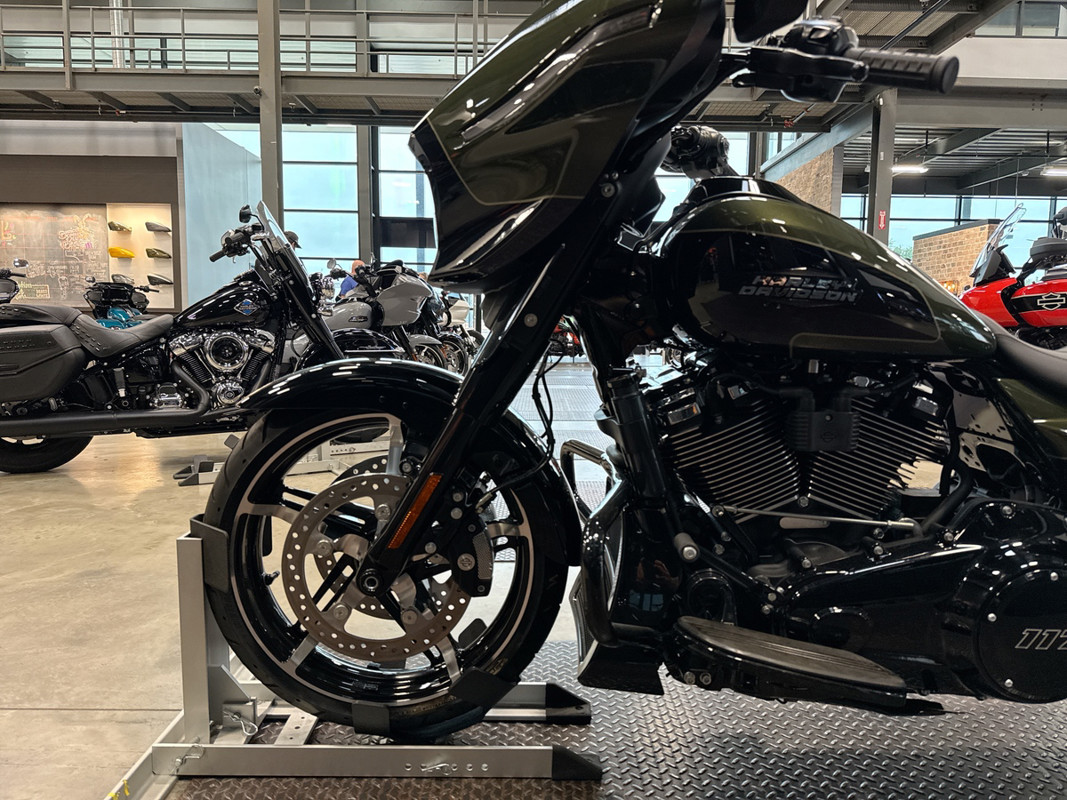 Street Glide®