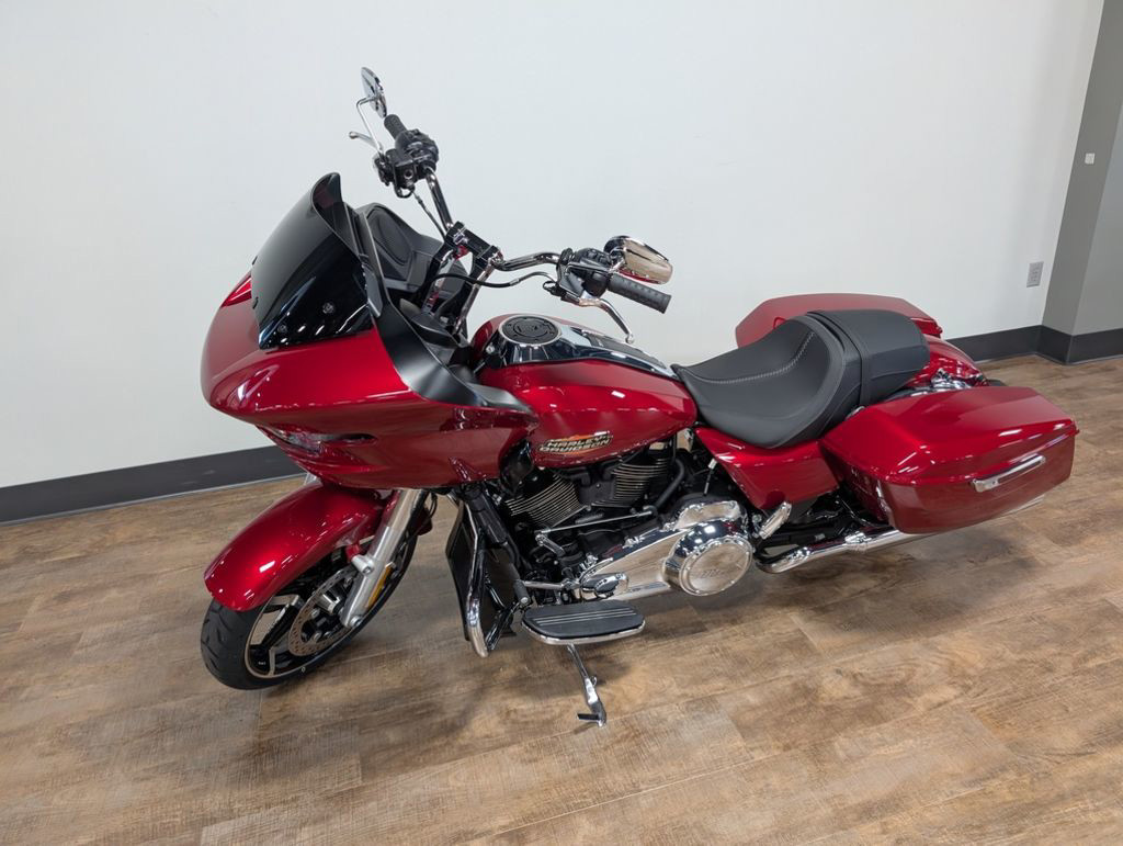 Road Glide®
