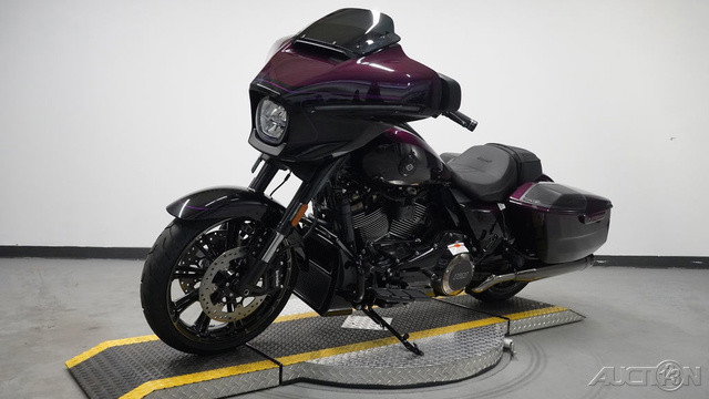 CVO® Street Glide®