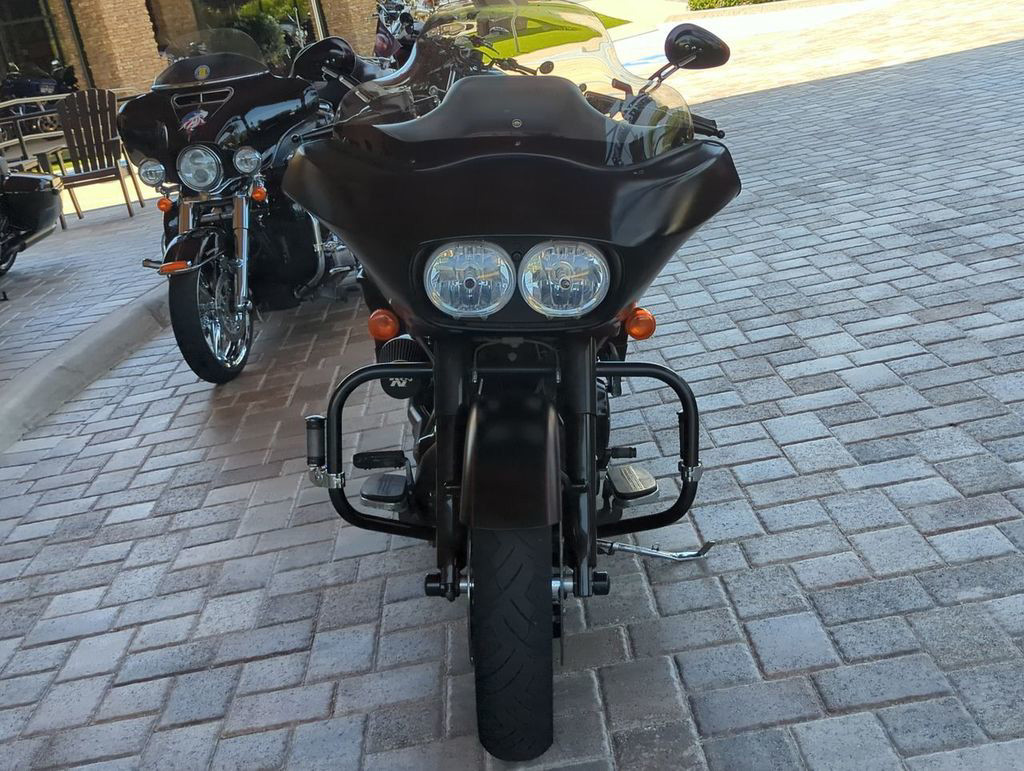 Road Glide® Custom