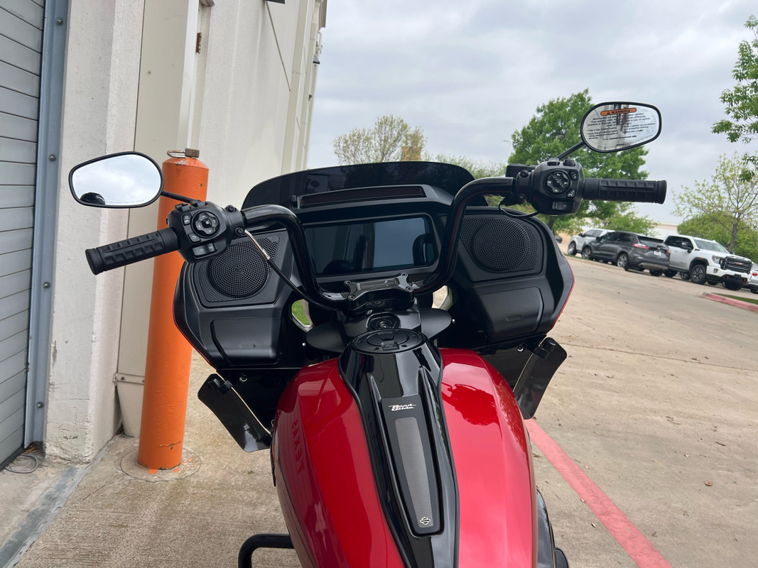 Road Glide®