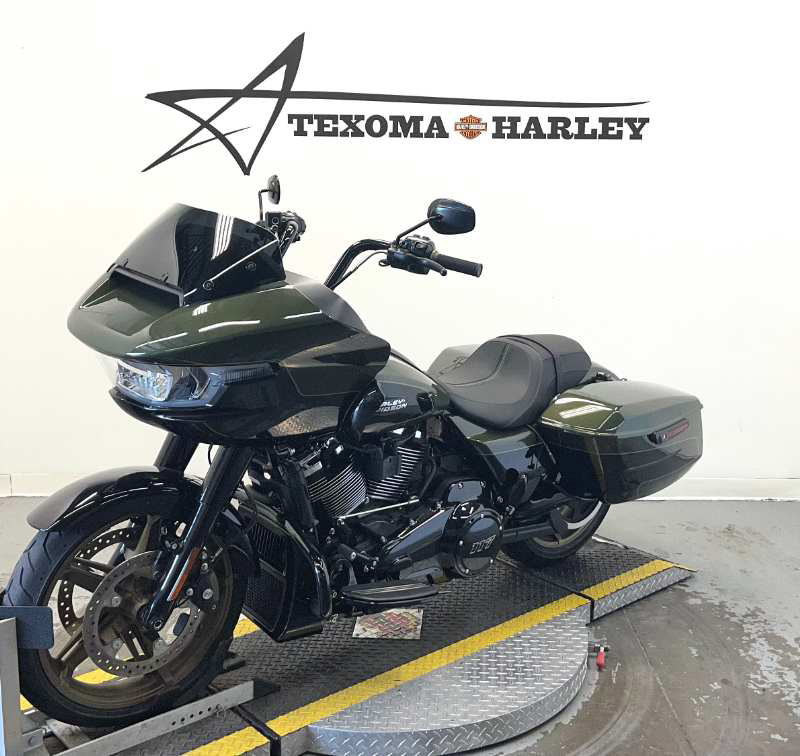 Road Glide®