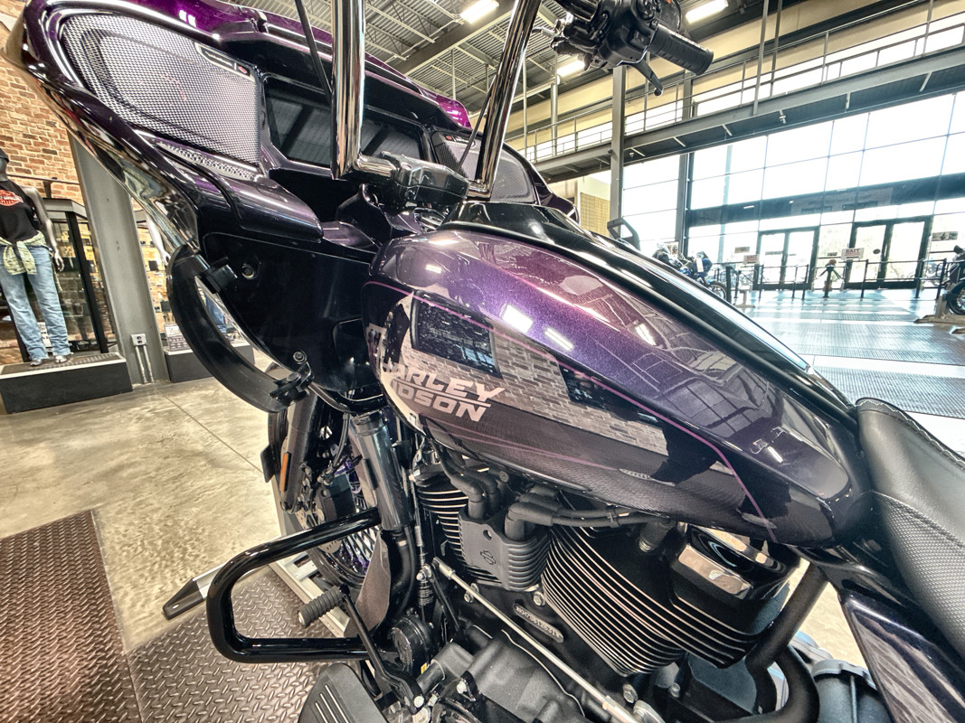 Road Glide®