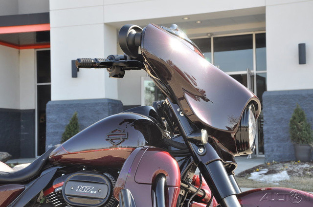 CVO® Street Glide®