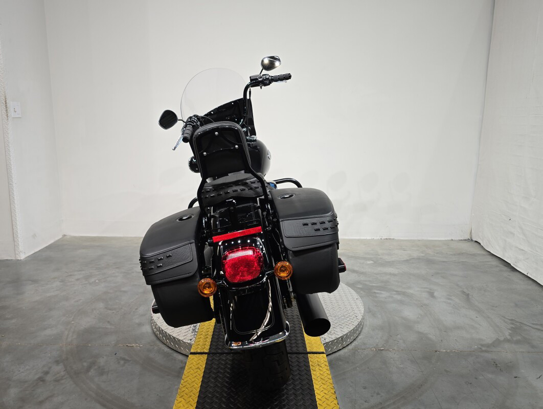 Heritage Classic 114