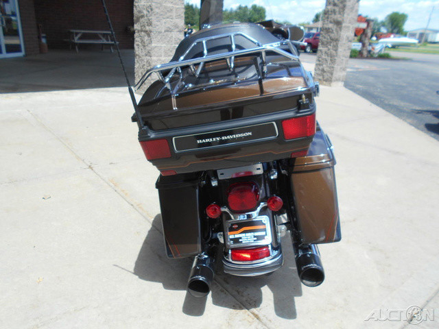 Electra Glide® Ultra® Limited 110th Anniversary