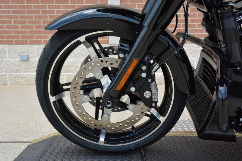 Road Glide®