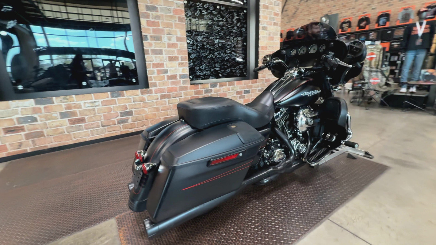 Street Glide® Special