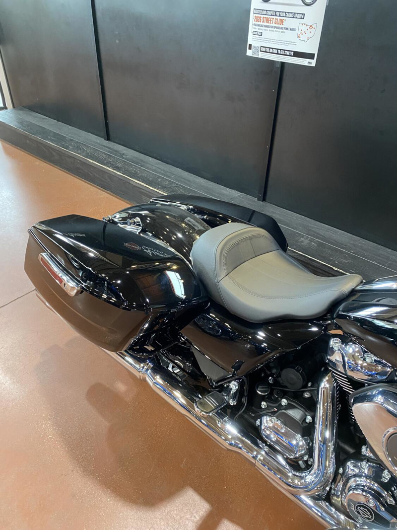 Street Glide®
