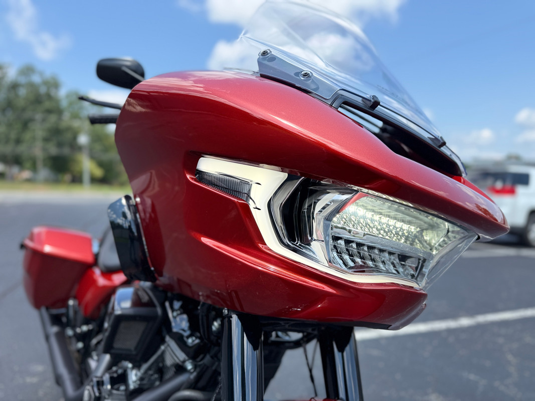 Road Glide®