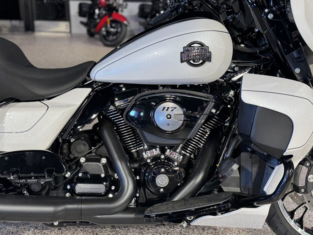 Street Glide® Limited