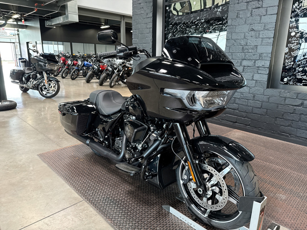 Road Glide®
