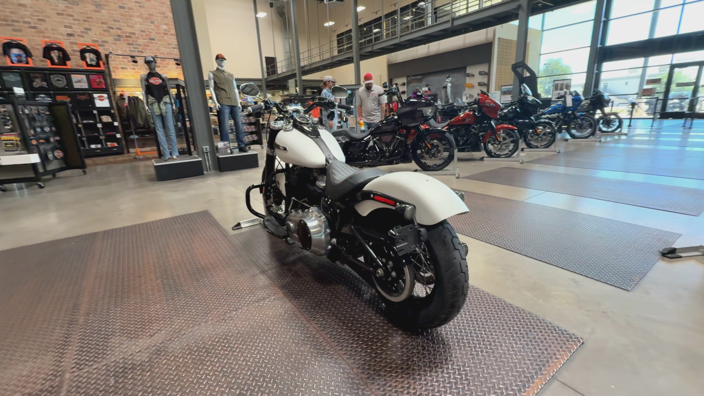 Softail® Slim®