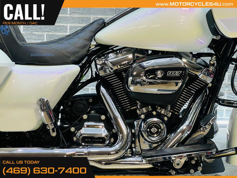 Road Glide®