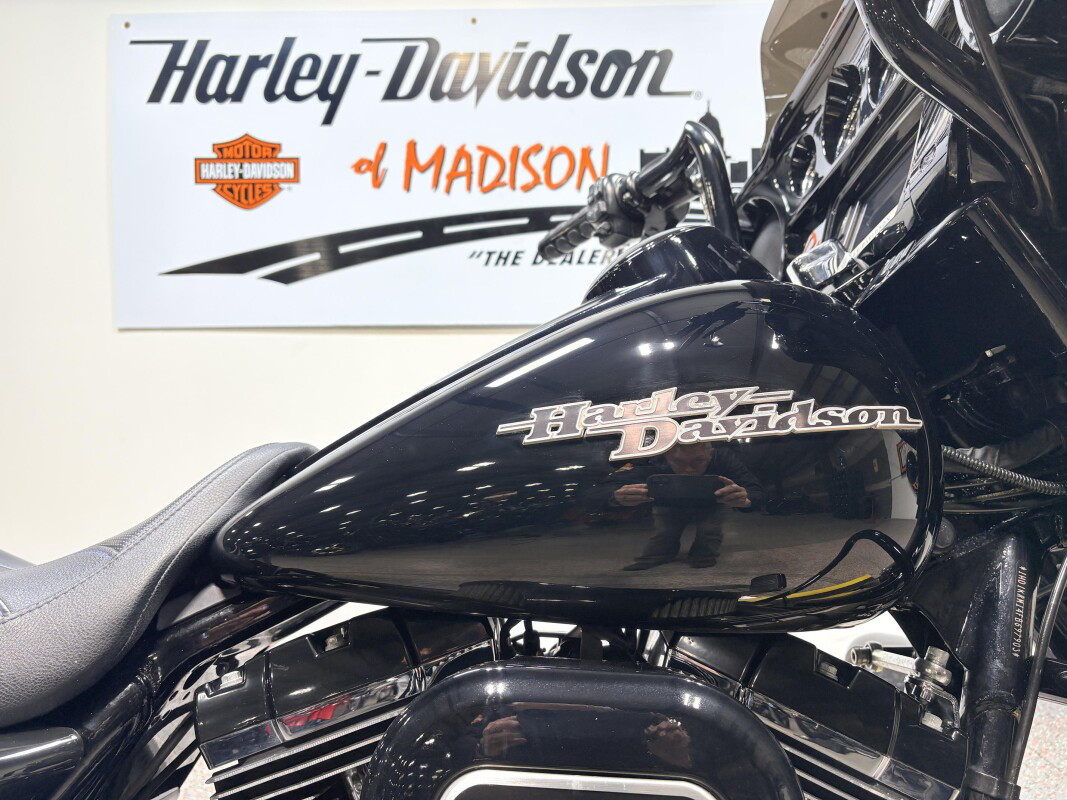 Street Glide® Special