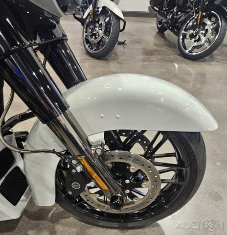 CVO® Street Glide®