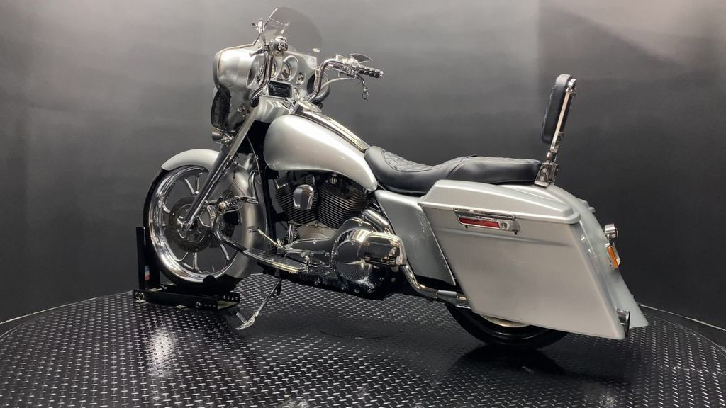 Electra Glide® Standard