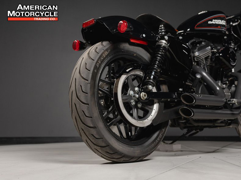 Sportster® Roadster®