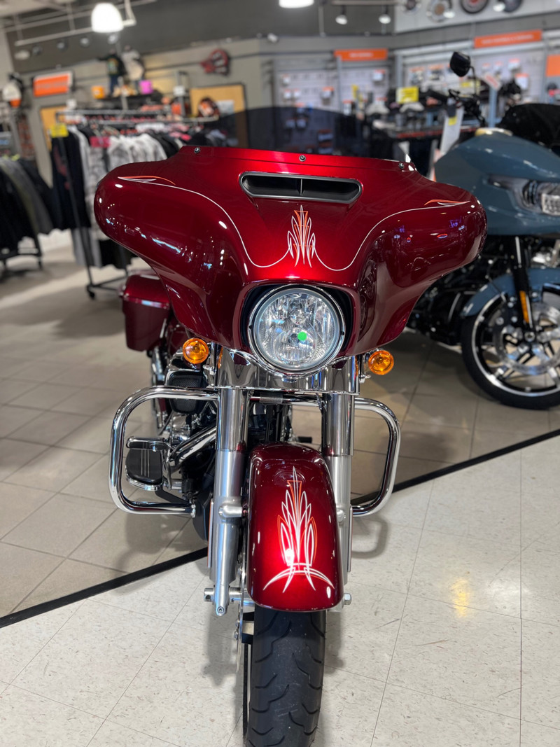 Street Glide®