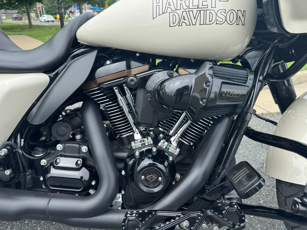 Road Glide® ST