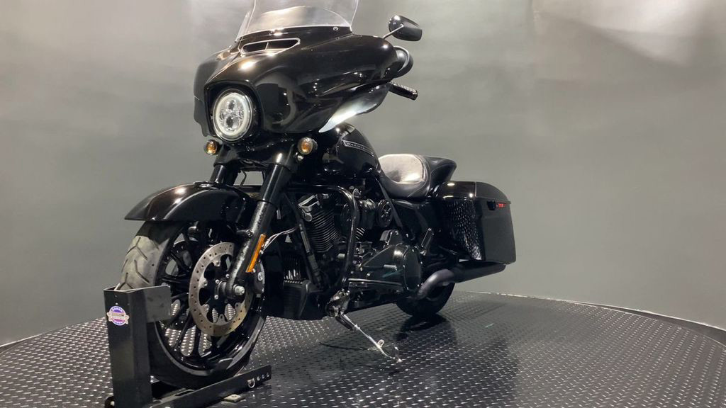 Street Glide® Special