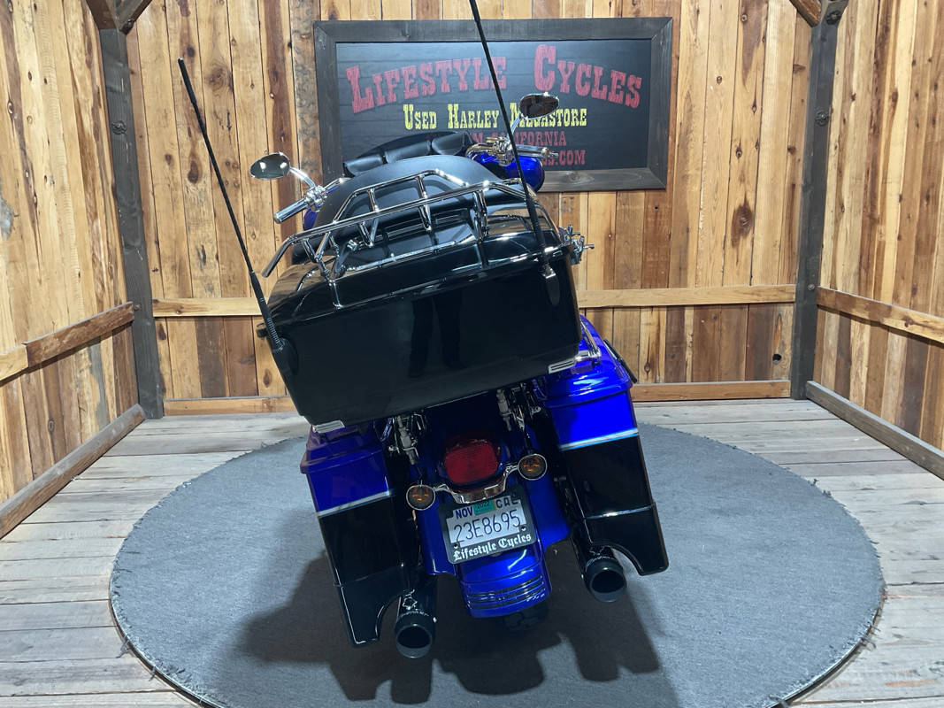 Street Glide®