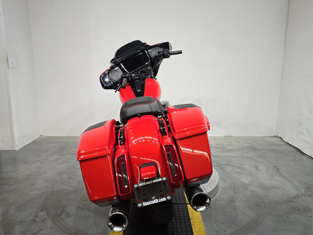CVO® Street Glide®