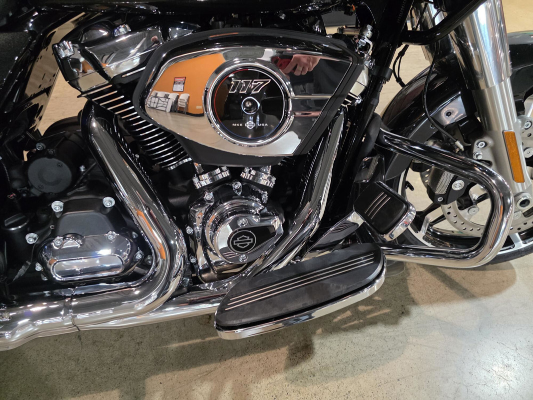 Road Glide®
